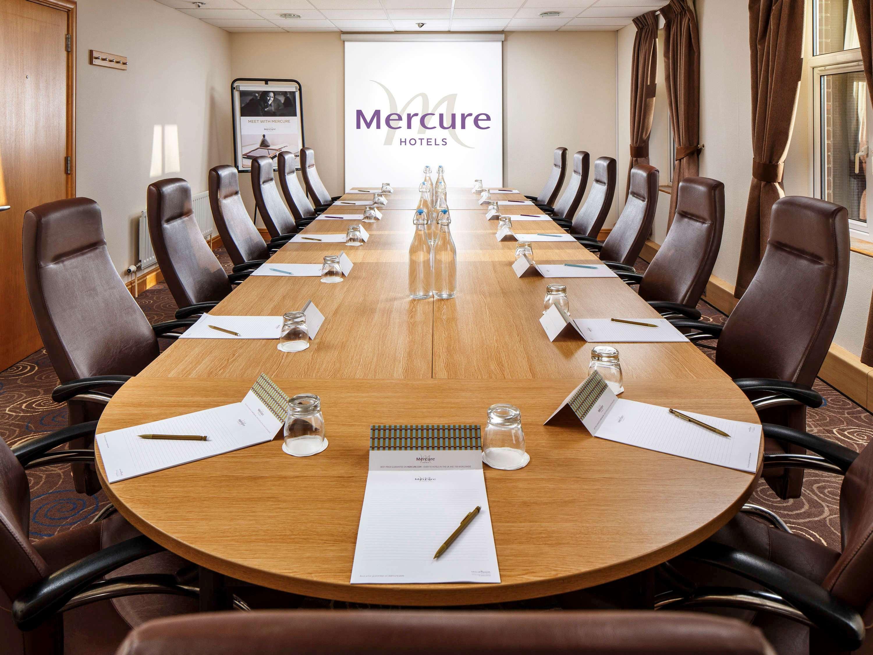 Mercure Leeds Parkway Hotel Exteriér fotografie
